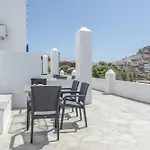 Country House Apartments 3*