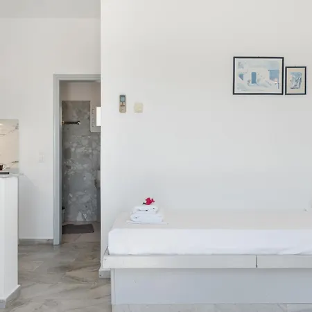 Country House Apartments 3*