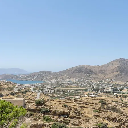 Country House Apartments 招待所 3*