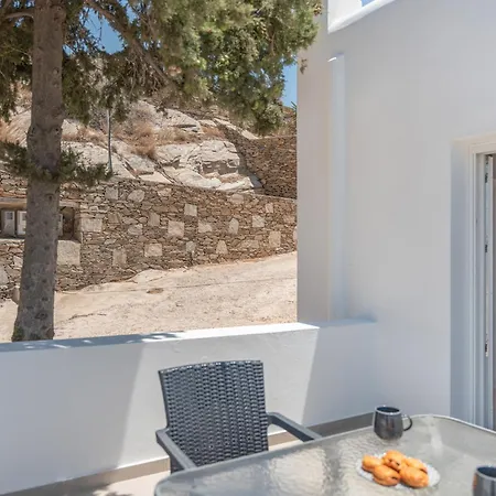Country House Apartments * Chora