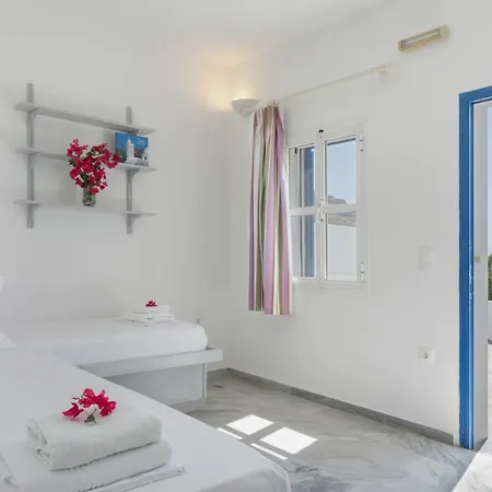 Гостевой дом Country House Apartments Иос