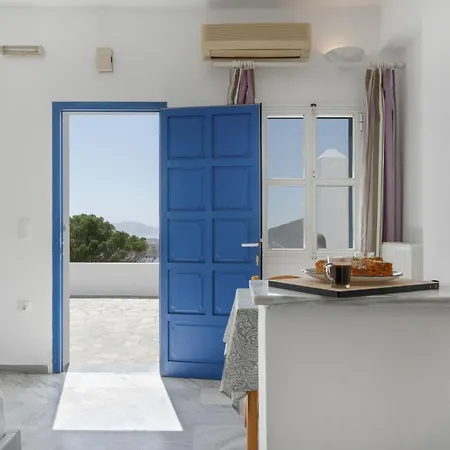 Гостевой дом Country House Apartments